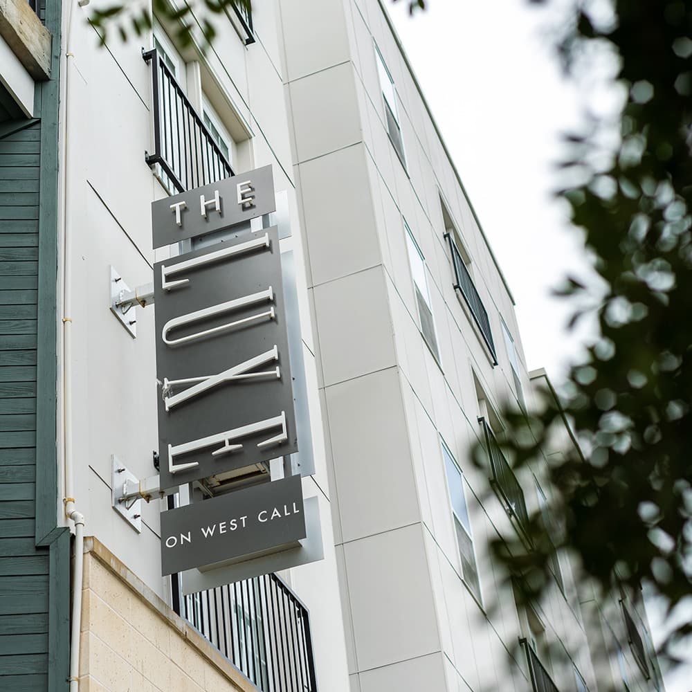 CBRE—The-Luxe-Exteriors-9021