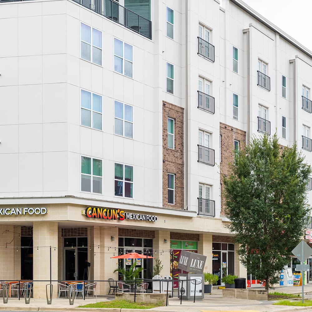 CBRE—The-Luxe-Exteriors-9037