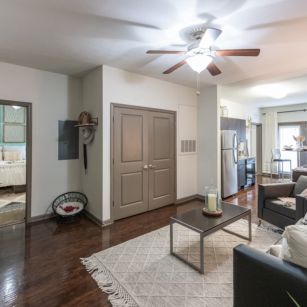 CBRE—The-Luxe-Interiors-8920