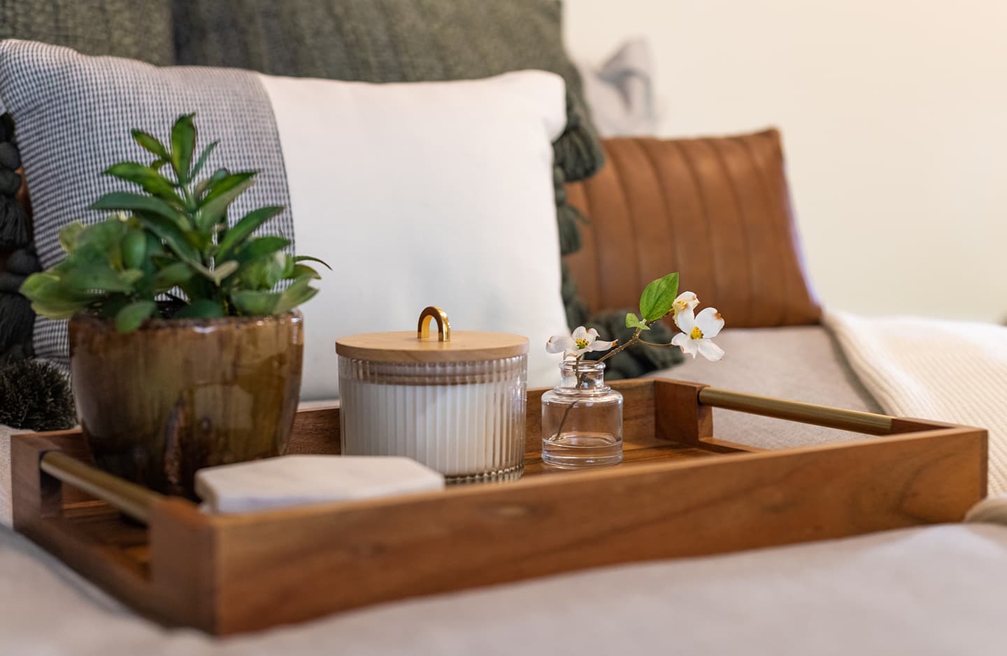 CBRE—The-Luxe-Interiors-8950