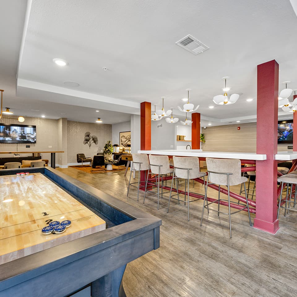 Luxe—Amenities—Lounge-(18)